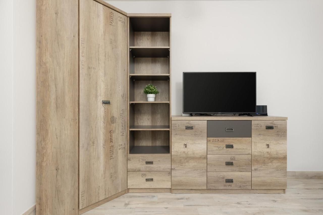 Studio Warsaw Wlochy 1 Sierpnia By Noclegi Renters Экстерьер фото