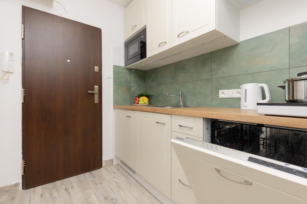 Studio Warsaw Wlochy 1 Sierpnia By Noclegi Renters Экстерьер фото